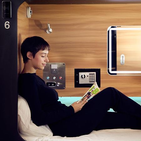 Capsule Hotel モントリオール エクステリア 写真